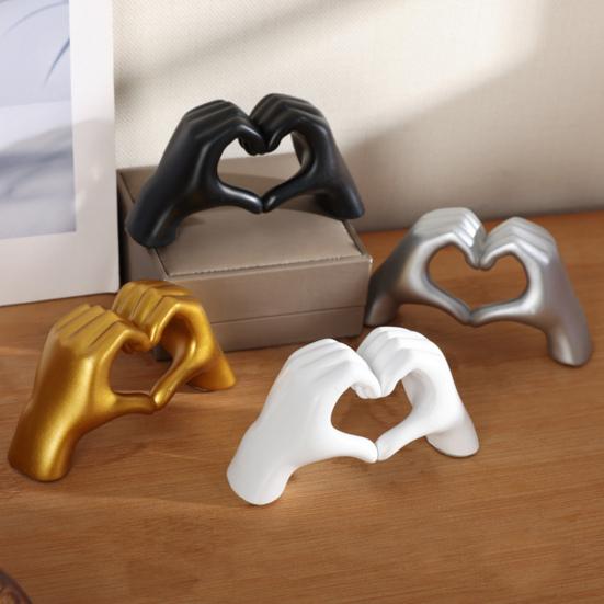 Valentine's Day Love Gesture Figurine Love Heart Hand Shape Statue Sculpture Wedding Anniversary Desktop Decoration Ornament