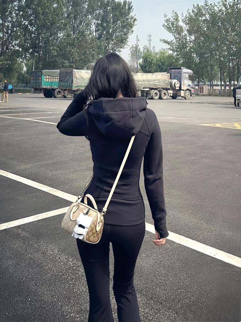 Lulu Original Embroidered Slim-Fit Scuba Jacket - Fleece-Lined Warm Yoga Casual Sports Top