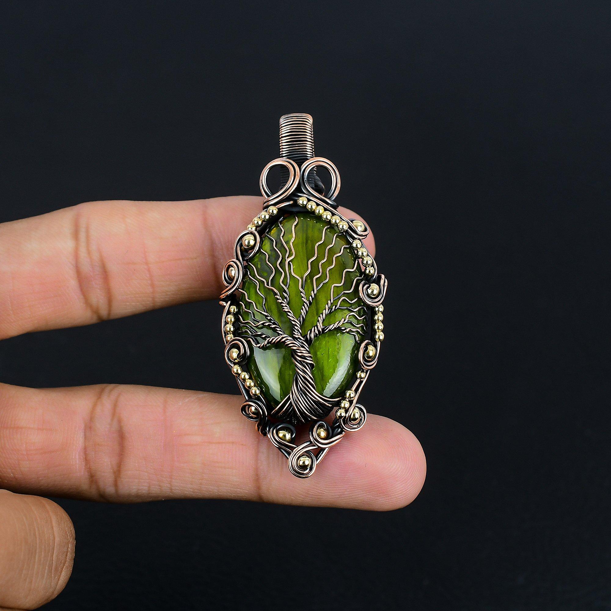 

Подвеска из лабрадорита с зелёной вспышкой, ювелирное изделие из драгоценного камня, подвеска с обмоткой из медной проволоки 999 пробы, украшение ручной работы, подвеска с камнем-талисманом, подарок для него 2.75 Inches