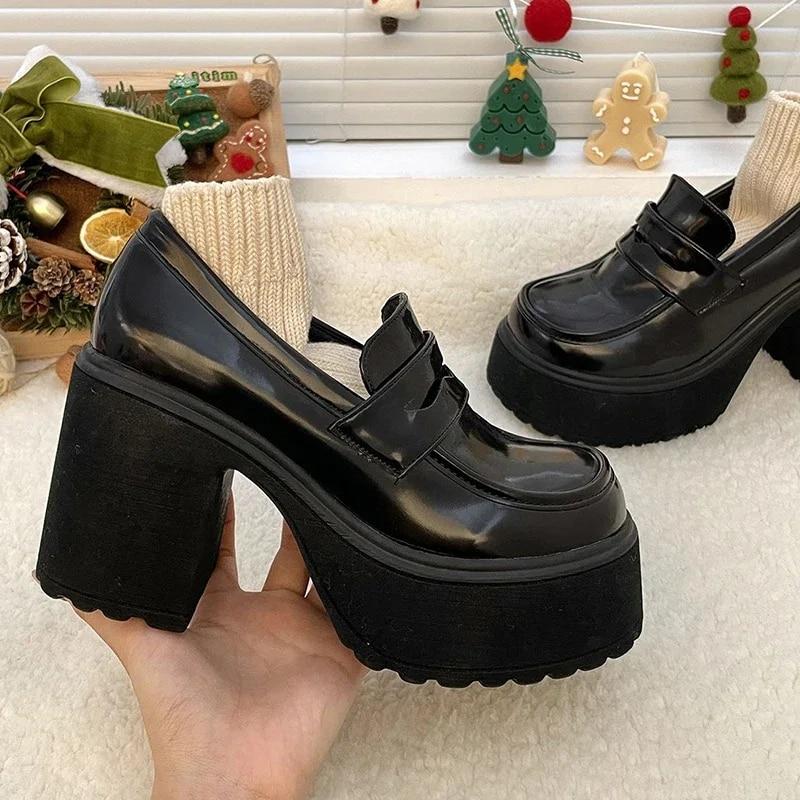 Super High Heels Loafers Frauen 2024 Frühling Patent Leder Chunky Plattform Pumpen Frau Slip Auf Schwarz Jk Uniform Schuhe Mary janes