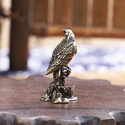 Estatueta de latão exclusiva acabamento requintado anti-deformação decorativa