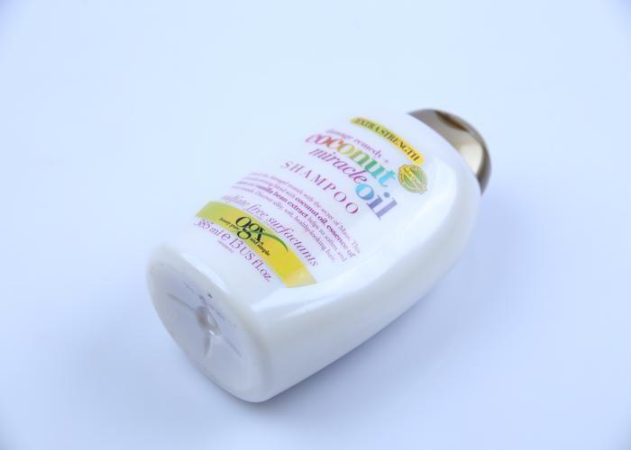 OGX Noix de coco Miracle Shampoing 385 ml à l'huile à la résistance contre les dommages Remède