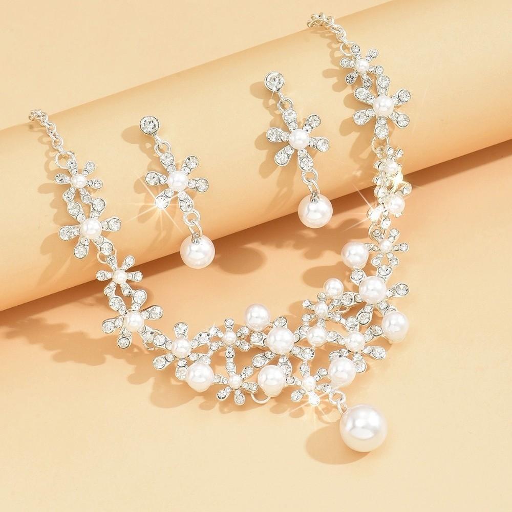 Elegant Pearl Necklace Ears Sparkling Earrings Set Flower Necklace Bridal Wedding