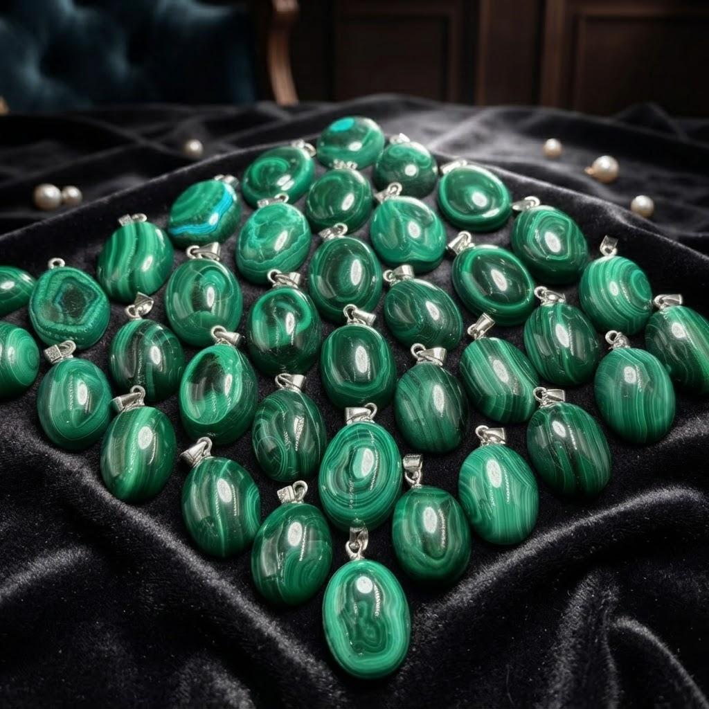 Sliver 925 High Quality Crystal Crafts Malachite Pendant Necklace Gemstone Jewelry Green Malachite Pendant for Daily Decoration