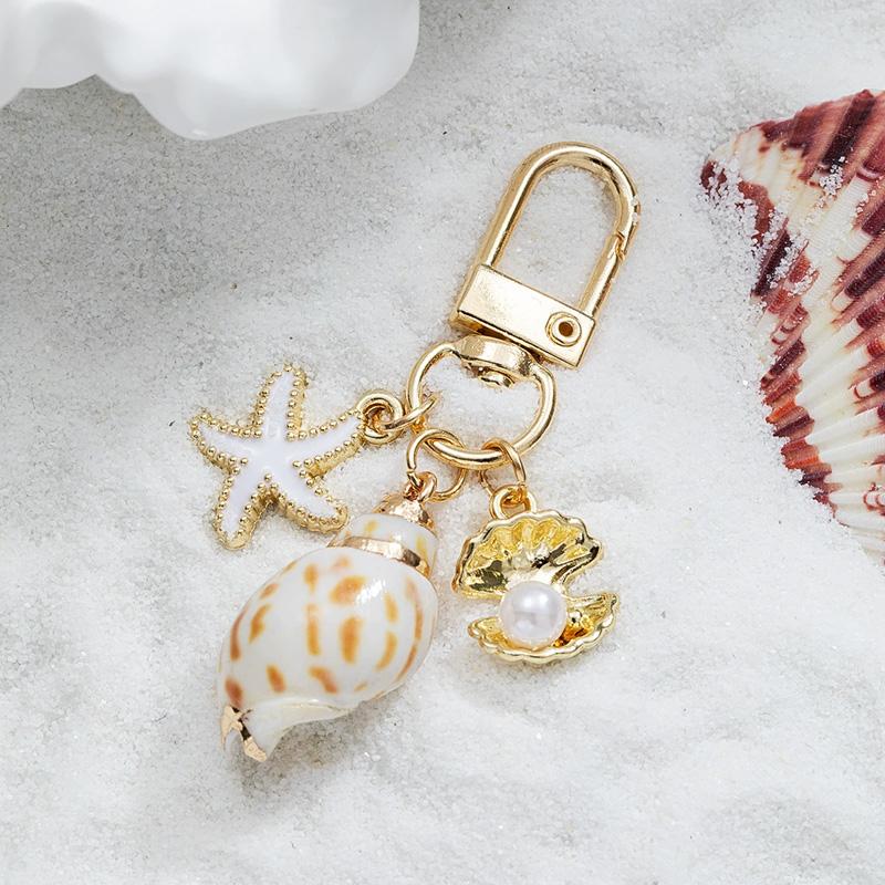 1PC Key Ring Bohemia Tassel Pendant Gold Color Starfish Conch Exquisite Pearl Shell Bag Ornaments Keyrings