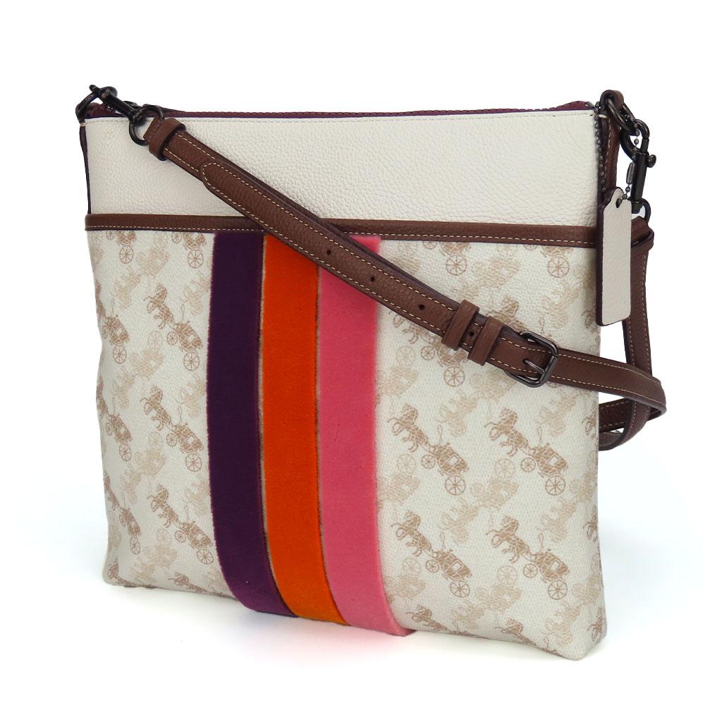 Gebrauchte COACH Umhängetasche 89608 Pferd und Kutsche PVC/Leder weiß Braun Diagonal getragen