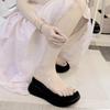 Slippers women's summer outer wear 2025 new models go out for leisure, small people increase their height, muffin shoes, thick-soled one-word coo