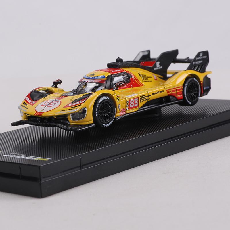 

Burago 1:64 Ferrari 499p 24 Hours of Le Mans Car NO.51 NO.83 Muddy distressed version Alloy Model Car