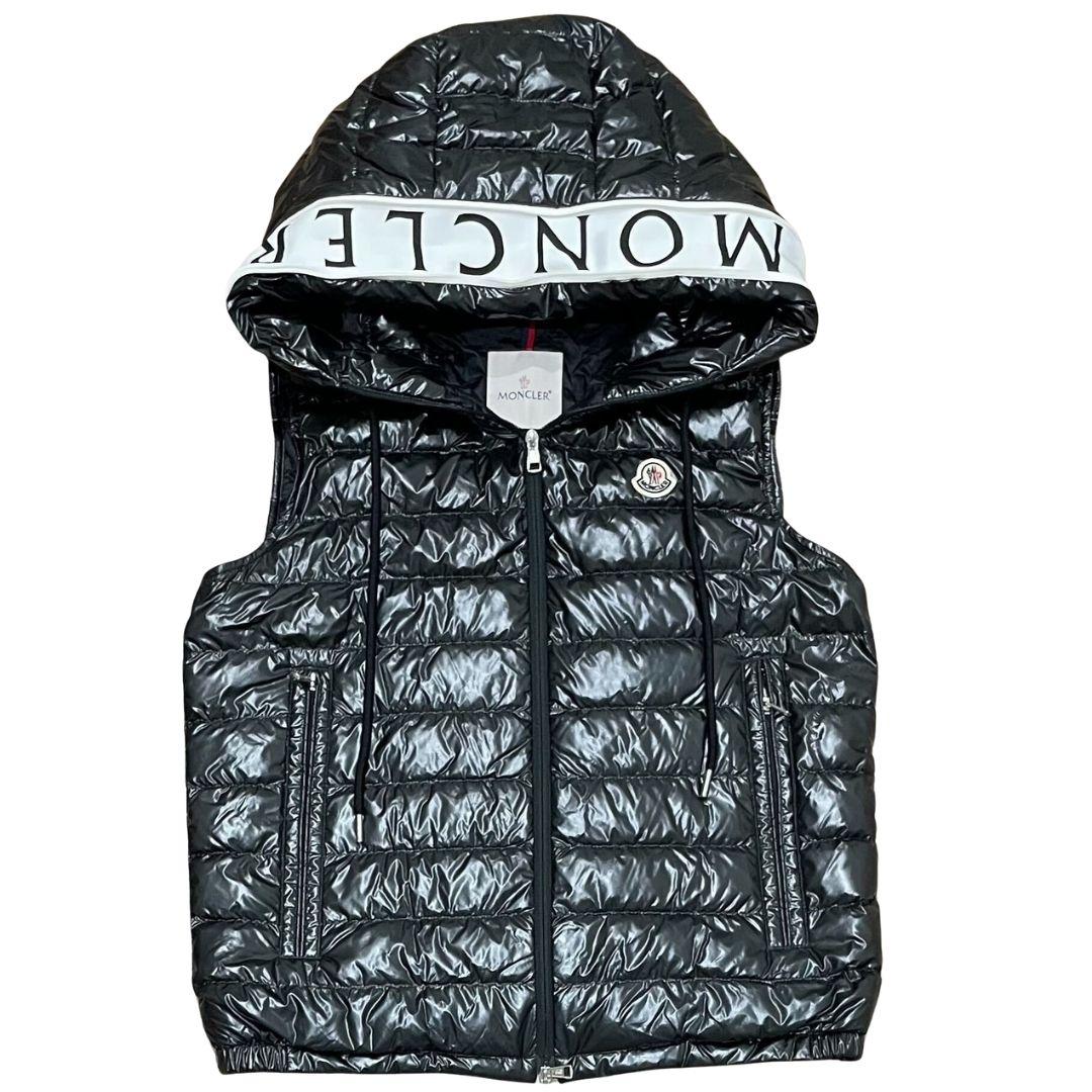 

Used MONCLER AKAISHIDown jacket Nylon mens