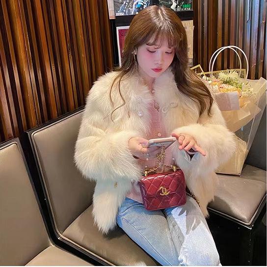 

Пальто Palace Toka из искусственного меха лисы женское зимнее средней длины и длинное пальто из искусственного меха XL