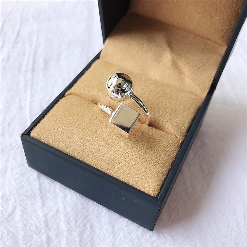 Fashionable 925 Silver Ring Adjustable Size Elegant Geometric Design For Women