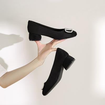 Leder Einzelschuhe Damen Strass quadratische Schnalle flacher Ausschnitt Damenschuhe Frühling und Herbst neu dicker Absatz mittlerer Absatz Schuhe Temperament Nische