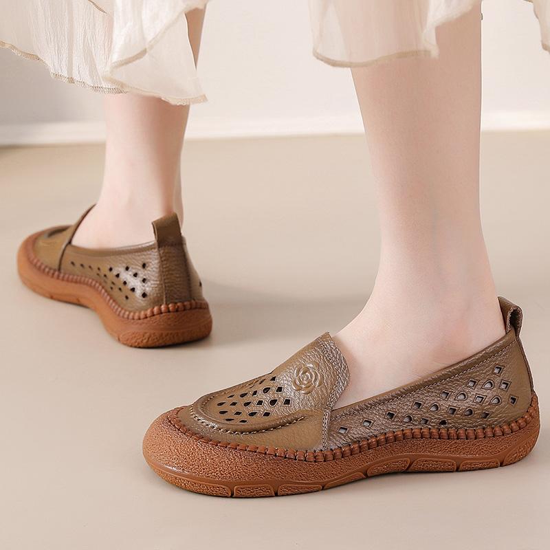 Fashion New authentic leather slip on flats women's ancient perforated breathable moccasins woman exquisite embossed rose loafers shoes