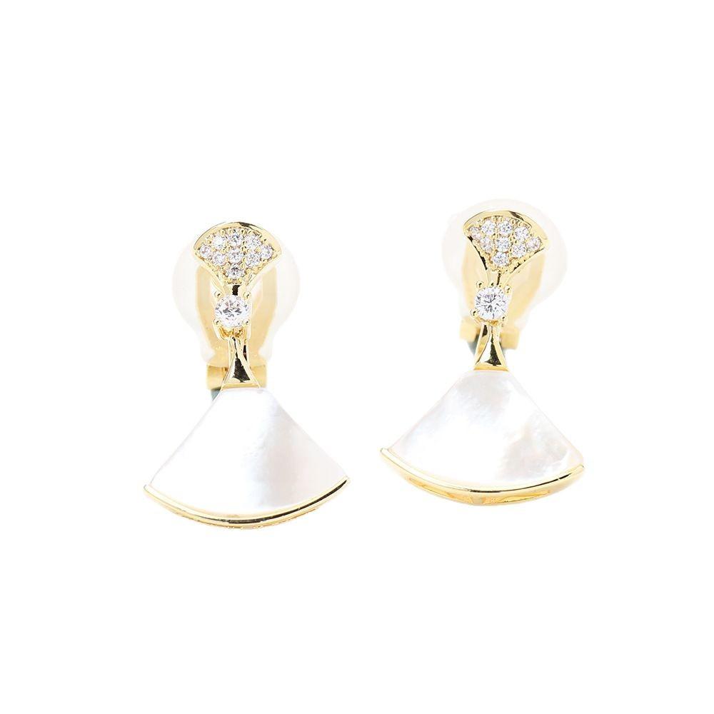 Classic European and American high-end versatile fan-shaped shell earrings gold-plated stone-inlaid temperament earrings without ear holes Ear clips w