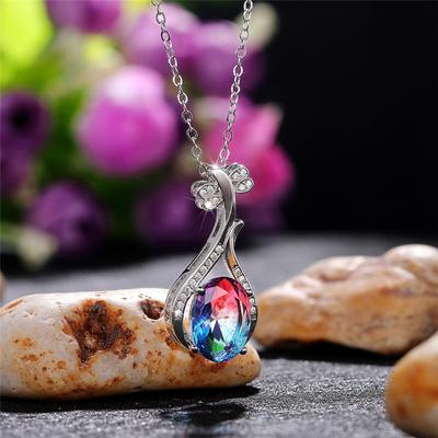 New Exquisite Pipa Shaped Pendant Necklace Oval Cubic Zirconia 4 Claws Design Bridal Wedding Necklace Romantic Stone Jewelry