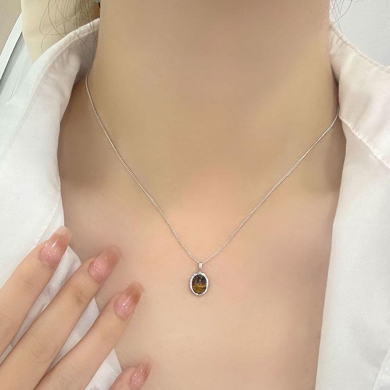 Tigerøye Stein Halskjede Vintage Personlig Mote Lett Luksus Høy Kvalitet Elliptisk Kragebenskjede Nisje