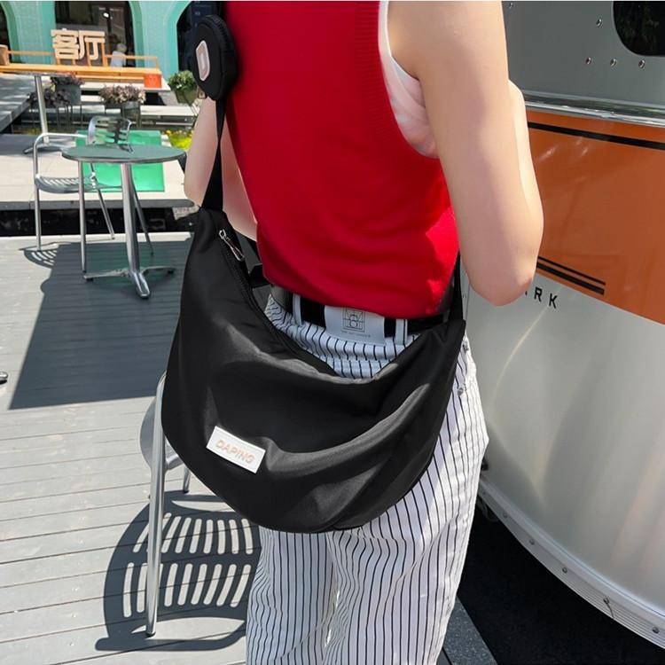Simple casual literary female student single shoulder crossbody dumpling bag
