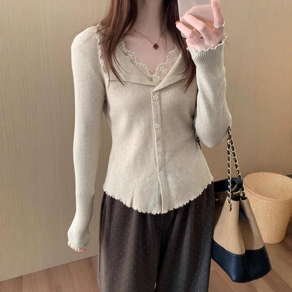 Women's High-End French Lace Knit Patchwork Top - Ruffled, Two-Piece Look, Ideal for Autumn/Winter