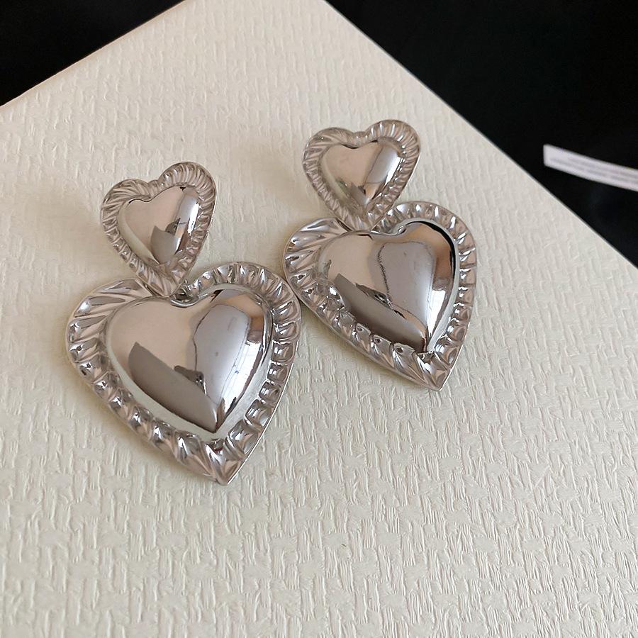 Personalized Vintage Drop Earrings for Women Heart Shape Exaggerated Irregular Drop Earrings Chic Party Jewelry Gift Accessories