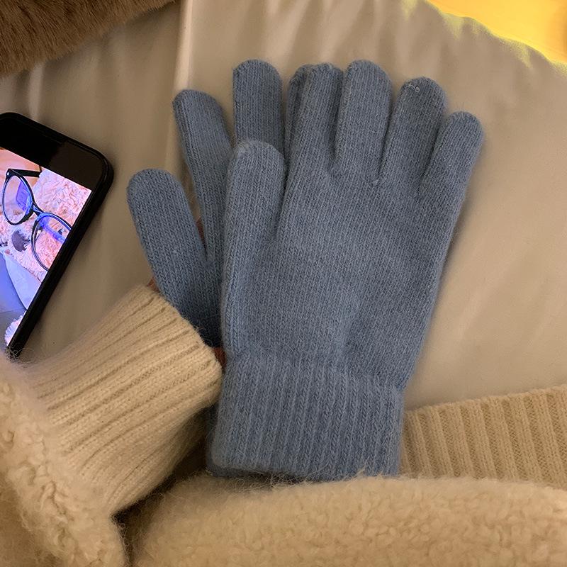 Korean Winter Touchscreen Knitted Gloves - Stylish Windproof Warmth for Women and Students