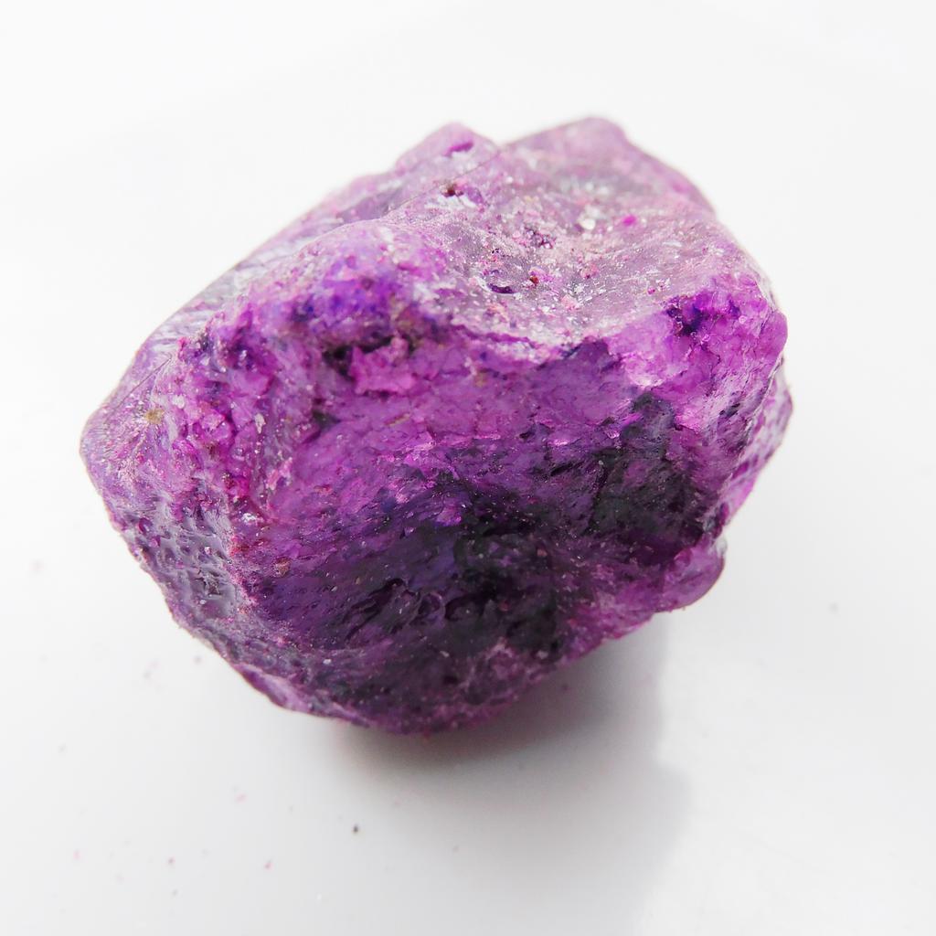 CERTIFIKOVANÝ Fialový Safír Hrubý 147,90 ct Přírodní Ne broušený Volný Drahokam