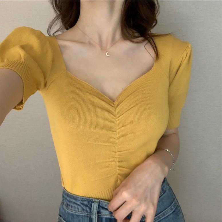 Summer New Style Hong Kong Style Retro Puff Sleeve Short Bottoming Slim V-neck Short-sleeved Sweater Tops for Women