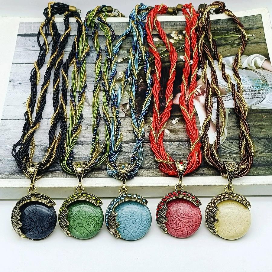 

Women Bohemian Vintage Handmade Beaded Peacock Gemstone Pendant Necklace Jewelry Crystal Choker Ethnic Sweater Chain червоний