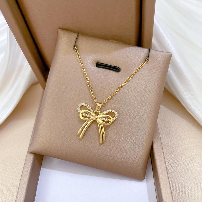 Empty Double-Layer Butterfly Light Luxury Temperament Gorgeous Full Diamond Necklace Women'S Versatile Collarbone Chain Titanium Steel Chain