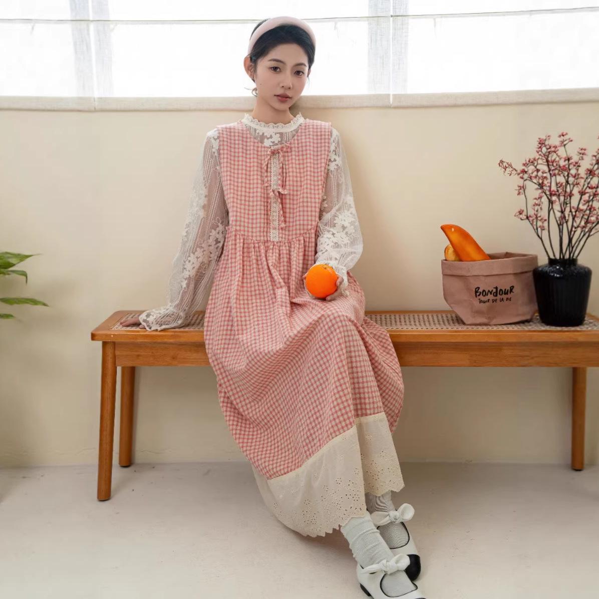

Sweet Lace Plaid Vest Dress: Forest Style, Age-Reducing, Sleeveless & Versatile for Spring/Summer One Size рожевий