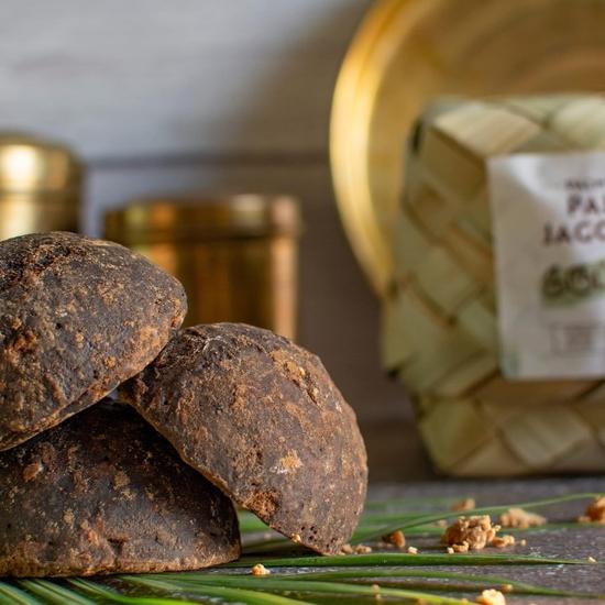 The Divine Foods | 100% Pure, Natural and Unrefined Palm Jaggery (Karuppatti) - 500 Gm