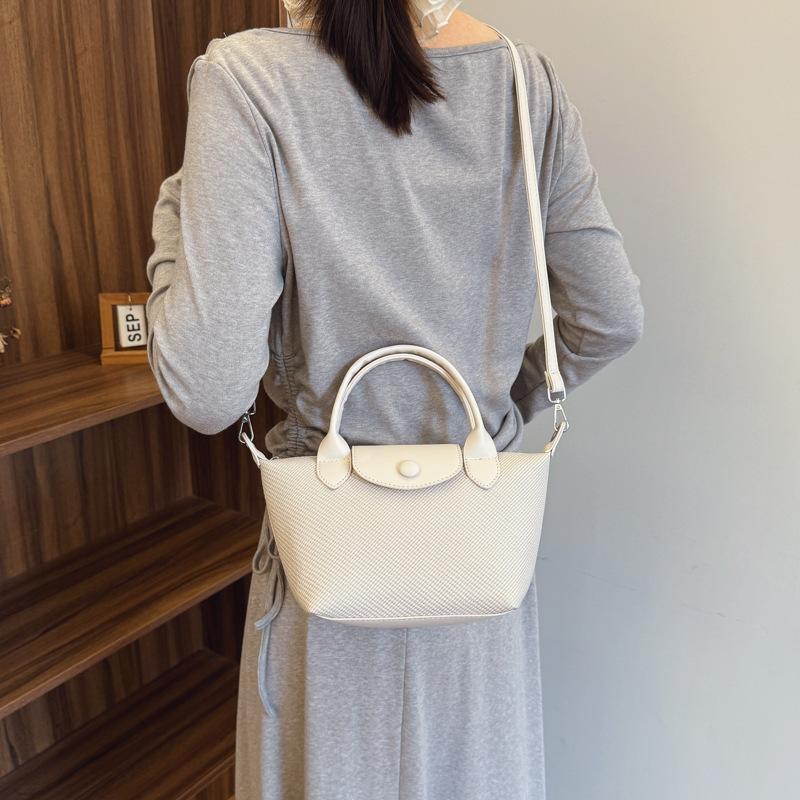 Fashion retro dumpling bag women's 2025 new simple texture shoulder bag versatile messenger bag mobile phone bag