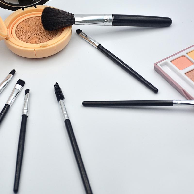 7-teiliges tragbares Make-up-Pinselset: Rougepinsel, Lidschattenpinsel, Lippenpinsel, Wimpernpinsel, Augenbrauenpinsel