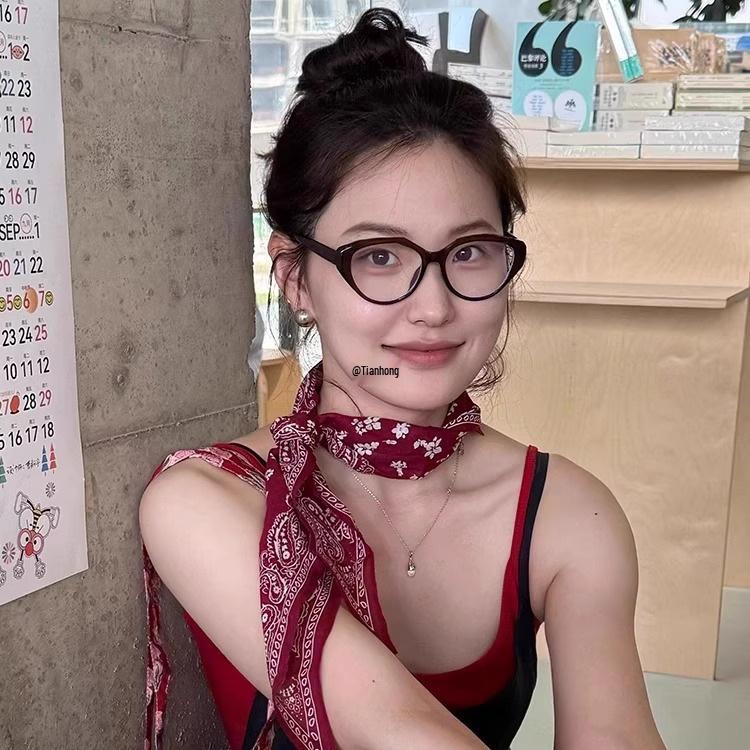 2025 Retro Paisley Seidenschal Stola - Sommerlicher Pastoralstil Damenaccessoire