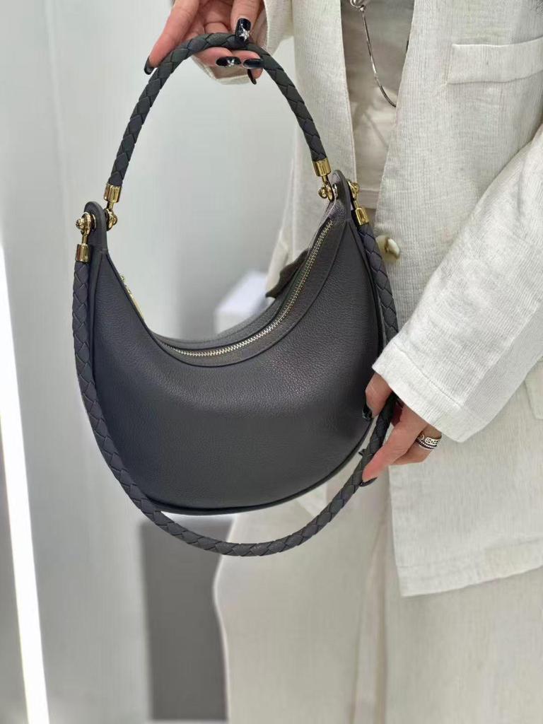 European & American Trend: Genuine Leather Women's Half-Moon Underarm Bag - Exquisite, Relaxed Casual Woven Handbag