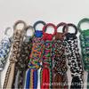 Ornamenti e Accessori da Appendere in Stile Etnico: Portachiavi, Laccetti e Accessori per Abbigliamento
