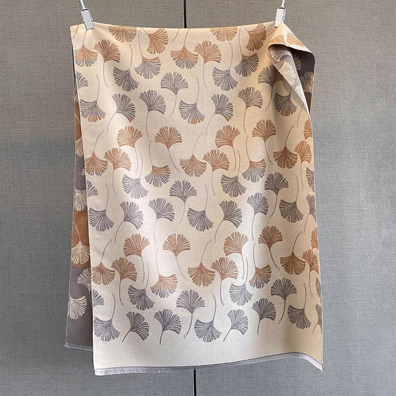 Autumn and winter new retro ginkgo biloba jacquard scarf women's imitation cashmere thickened warm scarf fashionable outer shawl