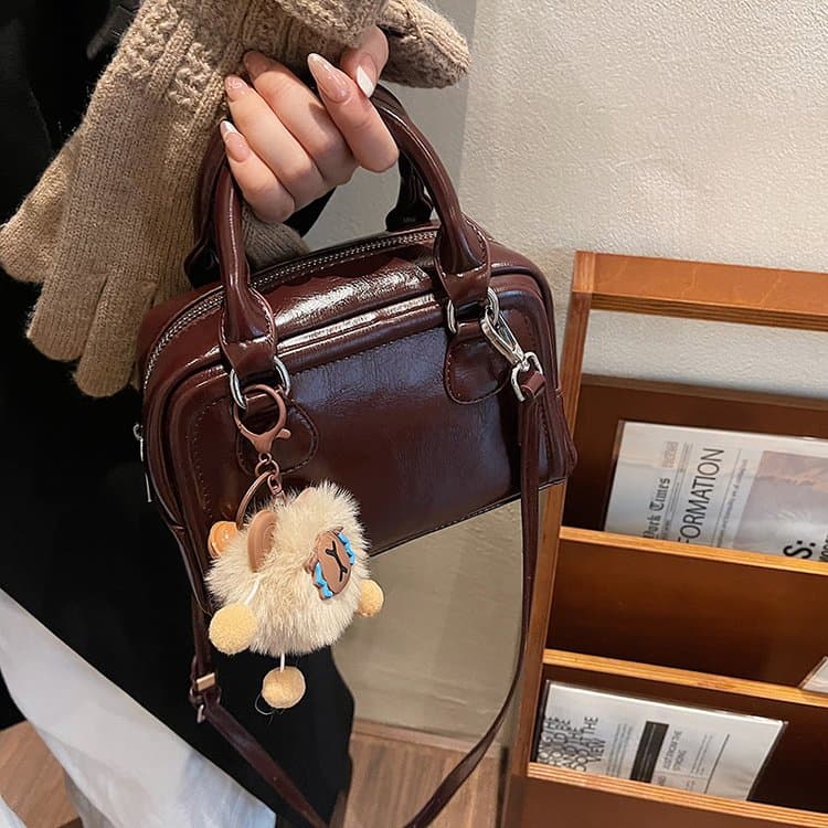 Retro style portable messenger small bag