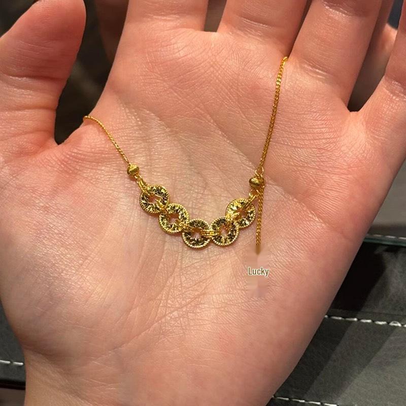 Zarif Retro Kırık Buz Beş İmparator Madeni Para Kolye: Zarif, Parlak, Çok Yönlü Köprücük Kemiği Zinciri