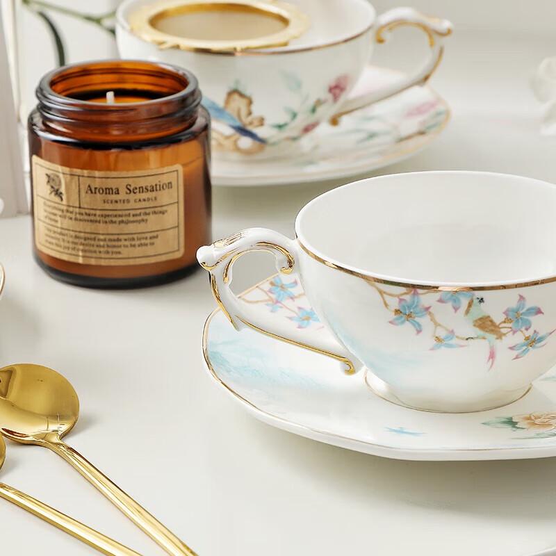 WOOCH Magpie Good Omen Ceramic Tea Set