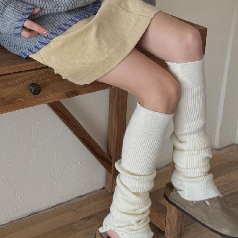 Women's Slouchy Leg Warmers with Side Split Buttons Solid Color Ribbed Knitted Leg Covers Footless Knee Length Socks