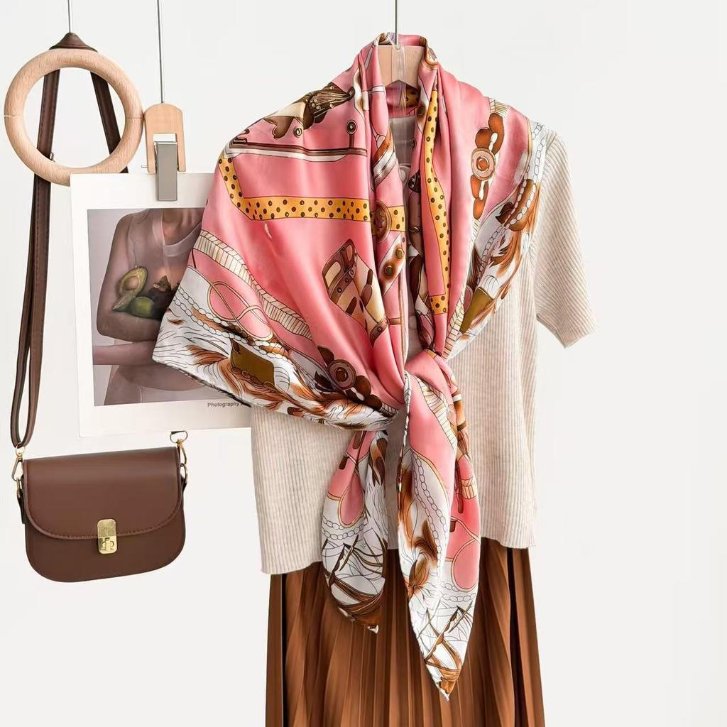 New fashion 111 mulberry silk silk scarf, women's Spring Festival gift for elders to keep warm 111 silk collection