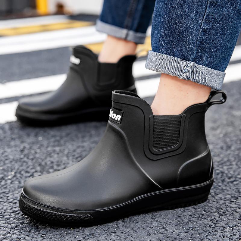 Fashion Rain Shoes Men's Chelsea Short Tube Wear Versatile Water Boots Soft Sole Comfortable Non-slip Kitchen Rubber Shoes Men