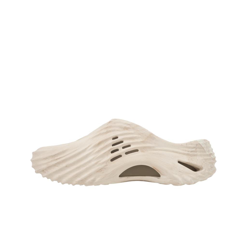 Crocs Fashion Trendy Comfortable Soft Sole Clogs Men Footwear Bone-White 211811-2Y3