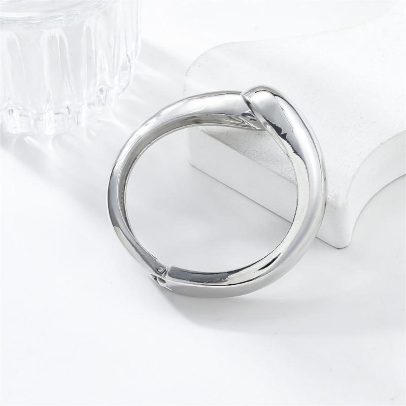 Exquisite Teardrop Open Cuff Bracelet Exaggerated Water Doplet Shaped Bangle Fashionable Wristwear for Casual and Formal