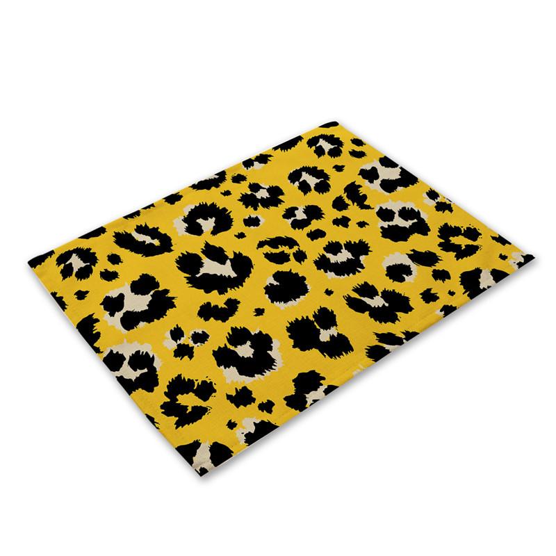 Anti-scalding Table Mats Leopard Print Linen Placemats For Kitchen Table Cup Coasters Placemat For Dining Table