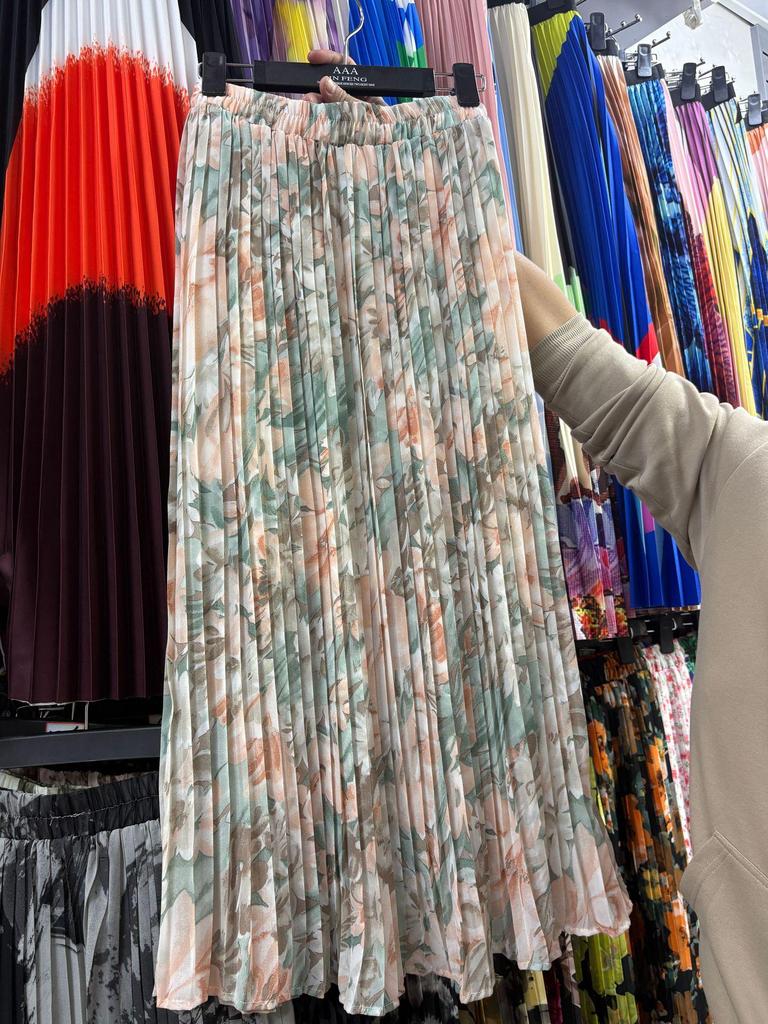 European & American Pleated Print Midi Skirt, Soft Chiffon Fabric, High Waist, Versatile Style
