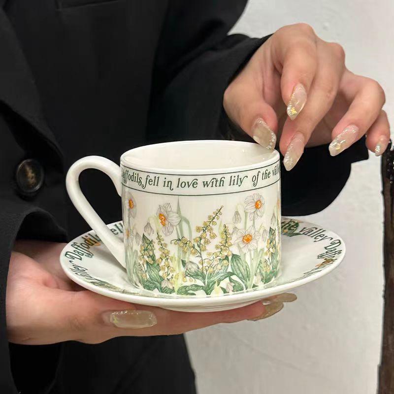 Coffee Cup and Saucer Gift Box Set Ceramic French Vintage Bellflower Home Water Cup Couple Gift High-end Souvenir