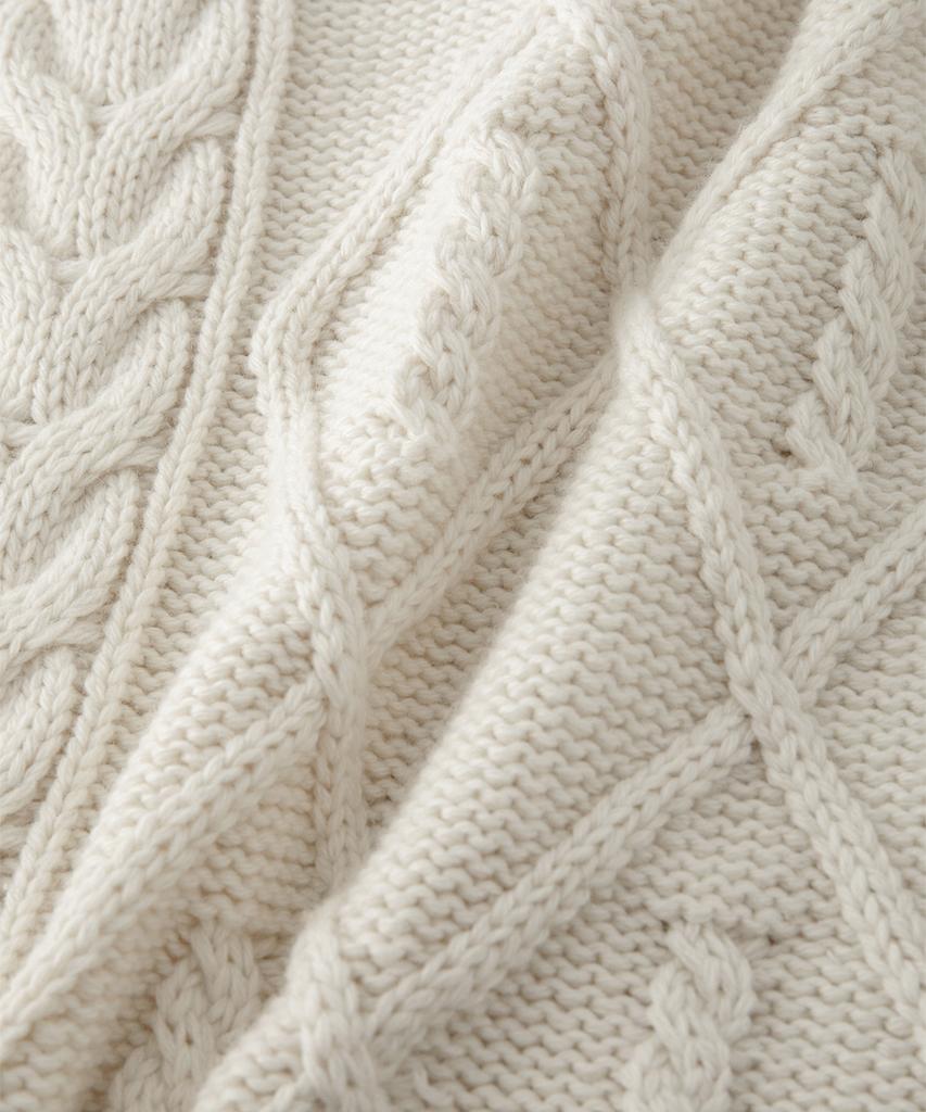 Sseomweeobeoteo Posy Cable Wool Knit - Ivory