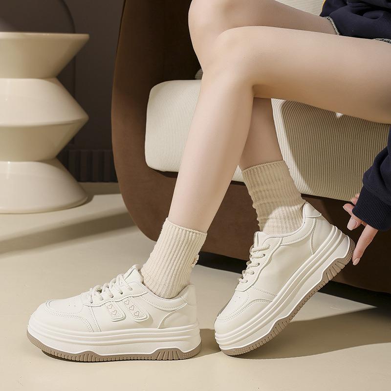 Women's Thick-Soled White Casual Board Shoes, Campus Style Versatile Footwear For Petite Students.