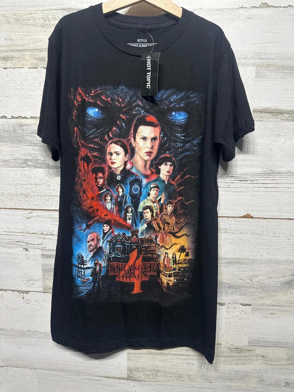 Stranger Things Adult XS Hot Topic T-Shirt NWT L